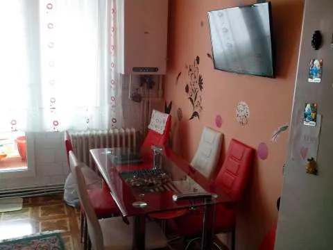 Apartament 3 camere 2 bai - Imaginea 1