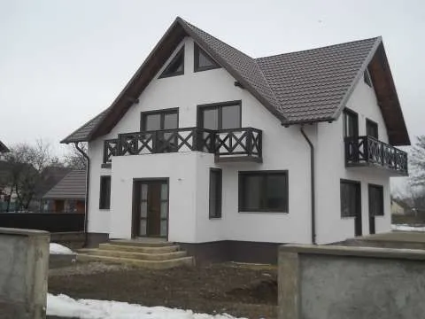 Vand casa noua Radauti - Imaginea 1