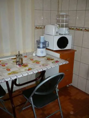 Apartament 3 camere 64mp, metrou - Imaginea 2