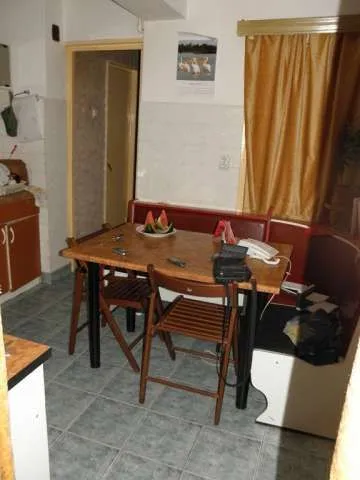 ONESTI, DE VANZARE apartament DECOMANDAT CU 3 CAMERE in bloc nou - Imaginea 5