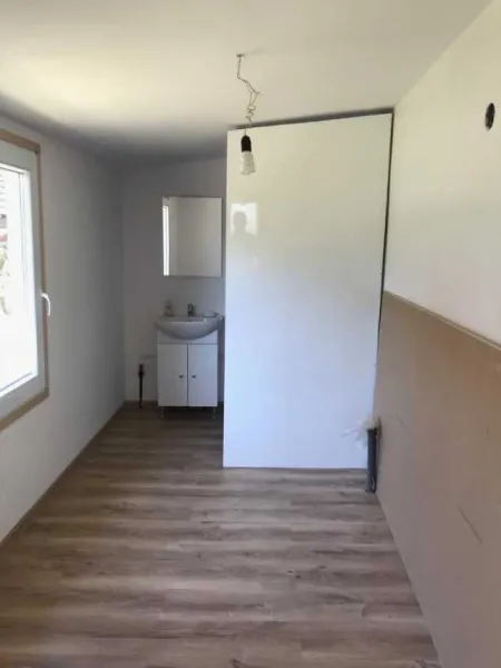Vand Casa sau schimb cu auto + diferenta - Imaginea 5