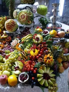 Fantana de ciocolata & Sculpturi in fructe! ! ! ! / craiova