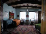 Vand casa, curte plus gradina - Miniatura 1