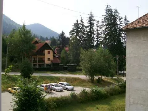 Vand apartament 3 camere in Baile Tusnad - Imaginea 1