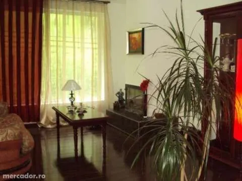 VILA ULTRAMODERNA - Imaginea 4