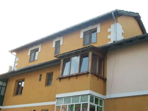 apartament 4 camere pe doua nivele - Imaginea 9