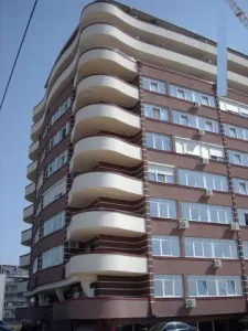 Inchiriez ap 2 cam NOU, LUX, in Nufarul Plaza, Oradea