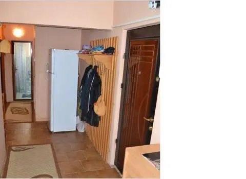 Vand Apartament 3 camere PORTUL TURISTIC - Imaginea 5