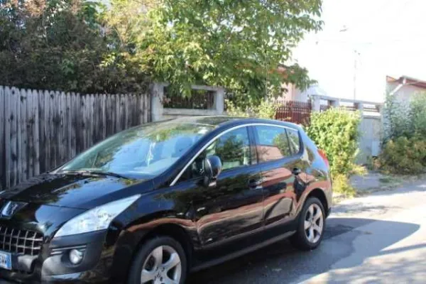 PEUGEOT 3008 - Imaginea 2