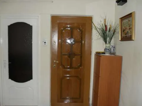 Vand apartament 3 camere , 62 mp , zona Cartier - Imaginea 5