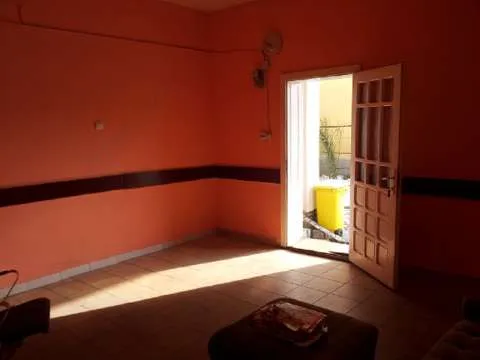 Spatiu Comercial 28mp Central de inchiriat - Imaginea 2