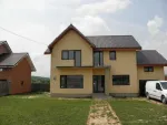 De vanzare VILA in Onesti in suprafata de 165 mp - Miniatura 6
