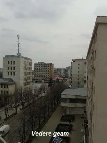 Vand apartament 2 camere ultracentral Focsani, langa Primarie - Imaginea 1