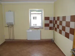 OFERTA! ! ! - Onesti, APARTAMENT decomandat cu 2 CAMERE in bloc nou