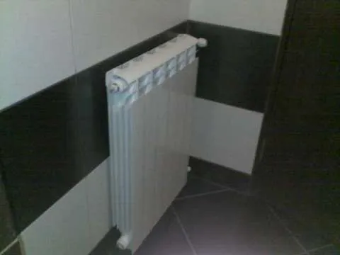 Vand apartament 3 camere, 2 bai - Imaginea 3