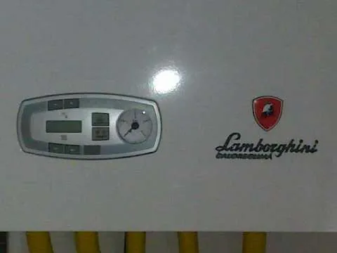 Vand apartament 3 camere, 2 bai - Imaginea 7