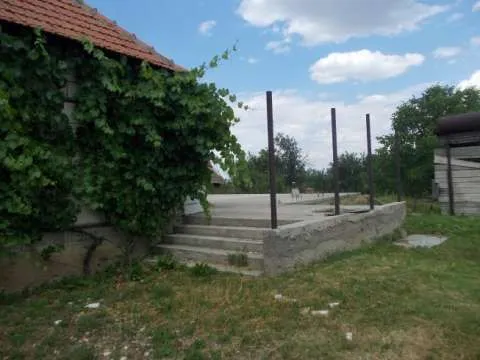 De vanzare casa langa Marghita - Imaginea 5