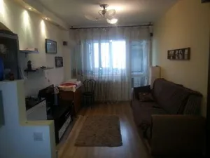 Garsoniera 32 mp 2 camere zona Gara