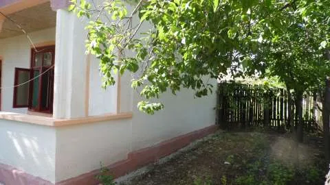 vind casa taraneasca recent renovata 1800mp livada pe rod 70km bucuresti - Imaginea 2