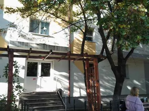 Vand apartament 2 cam. 54 mp, f. bun, zona Admin. Financiara a Primariei Slatina - Imaginea 2