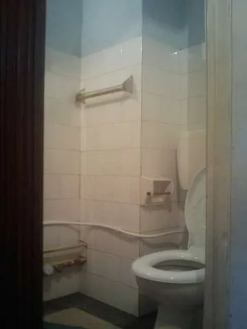 VAND foarte avantajos  apartament 3 camere Rogerius - Imaginea 1