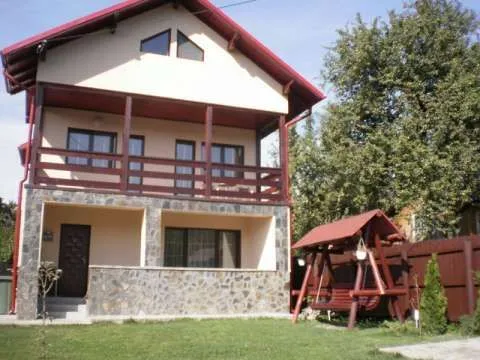 VAND VILA DE VACANTA LA MUNTE, VALEA PRAHOVEI - Imaginea 11