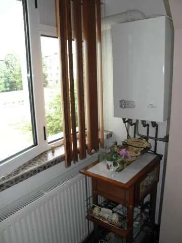 Onesti, de vanzare APARTAMENT 2 CAMERE decomandate - Imaginea 2