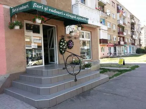 Spatiu comercial de vanzare/ inchiriere la pret atragator - Imaginea 1