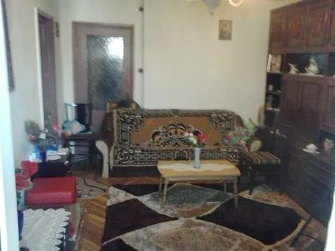 Unirii- Nord 3 camere zona rezidentiala - Imaginea 4