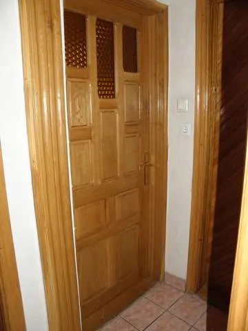 ONESTI, ALEGEREA EXCELENTA! APARTAMENT 3 CAMERE DECOMANDAT in bloc nou - Imaginea 7