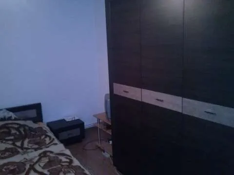 VAND CASA MIZIL, zona centrala, renovata complet ! ! - Imaginea 2