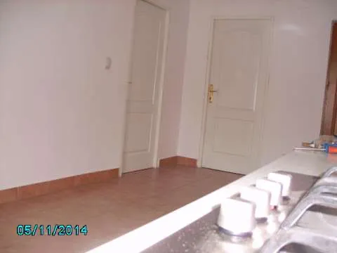 vand apartament 3 camere recent renovat in Onesti - Imaginea 5