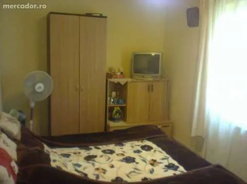 apartament 2 camere zona miorita - Imaginea 1