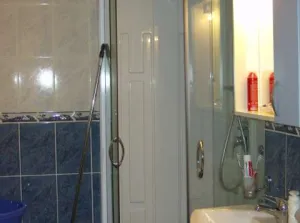 vind apartament cu 2 camere nou