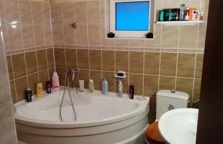 Vand Casa 5 camere, Centru Dragasani - Imaginea 5
