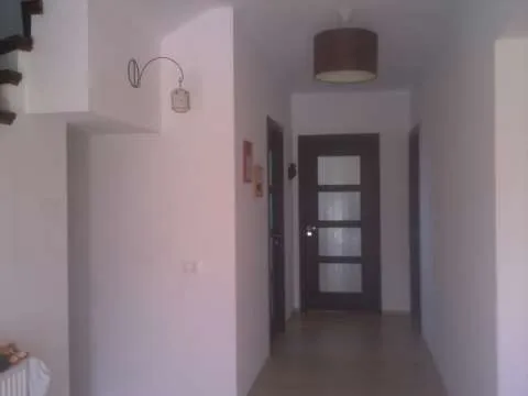 Casa Spataru padure- Cartier nou - Imaginea 1