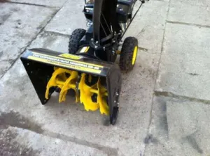 Freza de zapada pe benzina 6. 5 cp