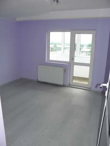 OFERTA! Apartament DECOMANDAT cu 3 CAMERE in bloc nou - Imaginea 7