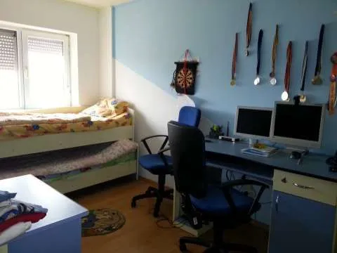SUPER PRET! Vanzare apartament cu 3 camere zona de Sus - Imaginea 4