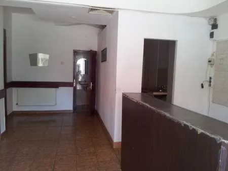 Persoana fizica inchiriez Spatiu COMERCIAL in Caransebes - Imaginea 4
