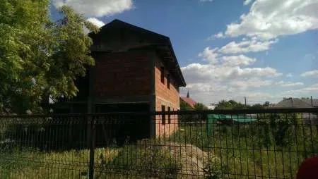 Vand casa cu etaj - Imaginea 2