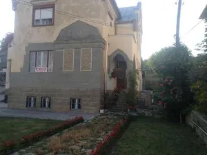 Vila  vis -a - vis de judecatoria Turda