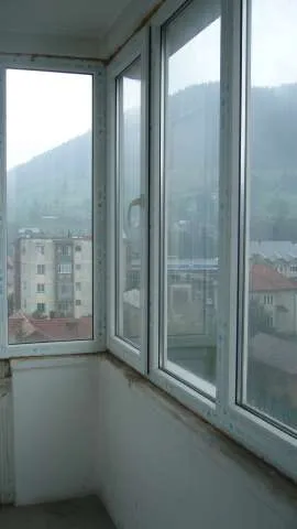 Vanzare apartament Campulung Moldovenesc - Imaginea 4