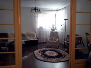vand casa ultracentral bacau