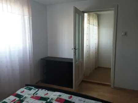 Avantajos - Casa cu etaj+Teren Vanatori - Imaginea 10