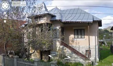 Vand casa Rucar - Imaginea 1