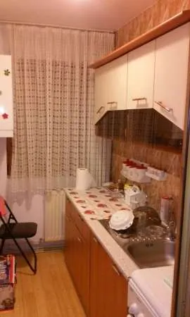 VANZARE APARTAMENT CU 2 CAMERE, 25 000 EURO - Imaginea 2