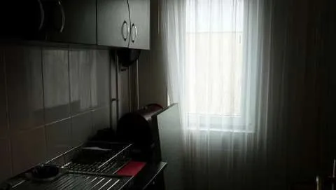 Vand apartament 2 camere Ramnicu Sarat - Imaginea 1