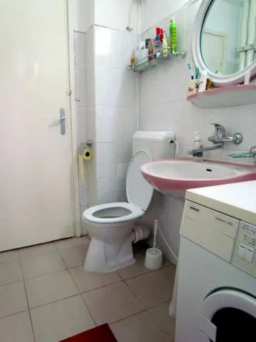 Vand apartament in Baile Herculane - Imaginea 1