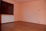 Ofer spre inchiriere apartament 3 camere in Onesti( nemobilat) , jacuzzi - Miniatura 5